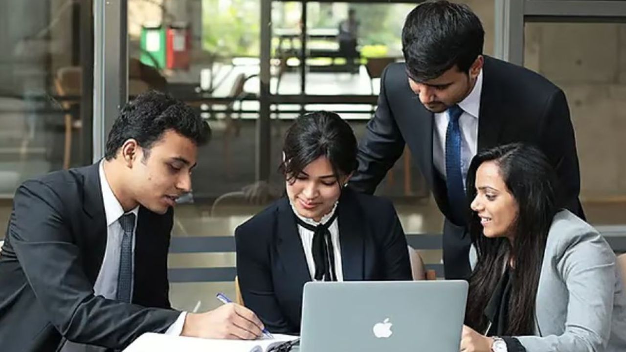 সেভ দ্য চিলড্রেনে 'সিনিয়র স্পেশালিস্ট' পদে নিয়োগ বিজ্ঞপ্তি ২০২৬