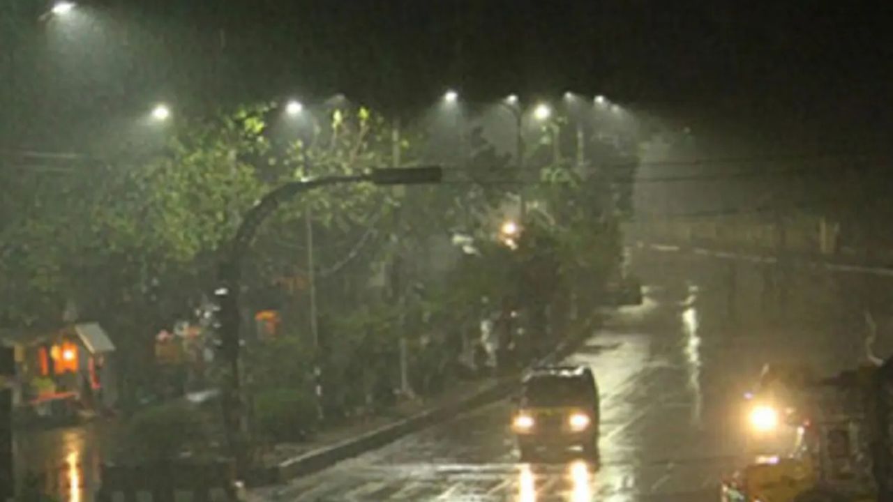 রাজধানীতে মুষলধারে বৃষ্টি