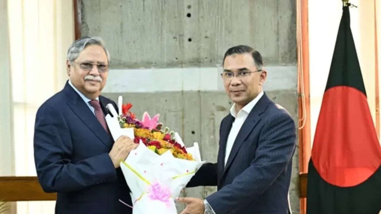 জাতীয় ঈদগাহে রাষ্ট্রপতি ও প্রধানমন্ত্রীর ঈদ জামাত