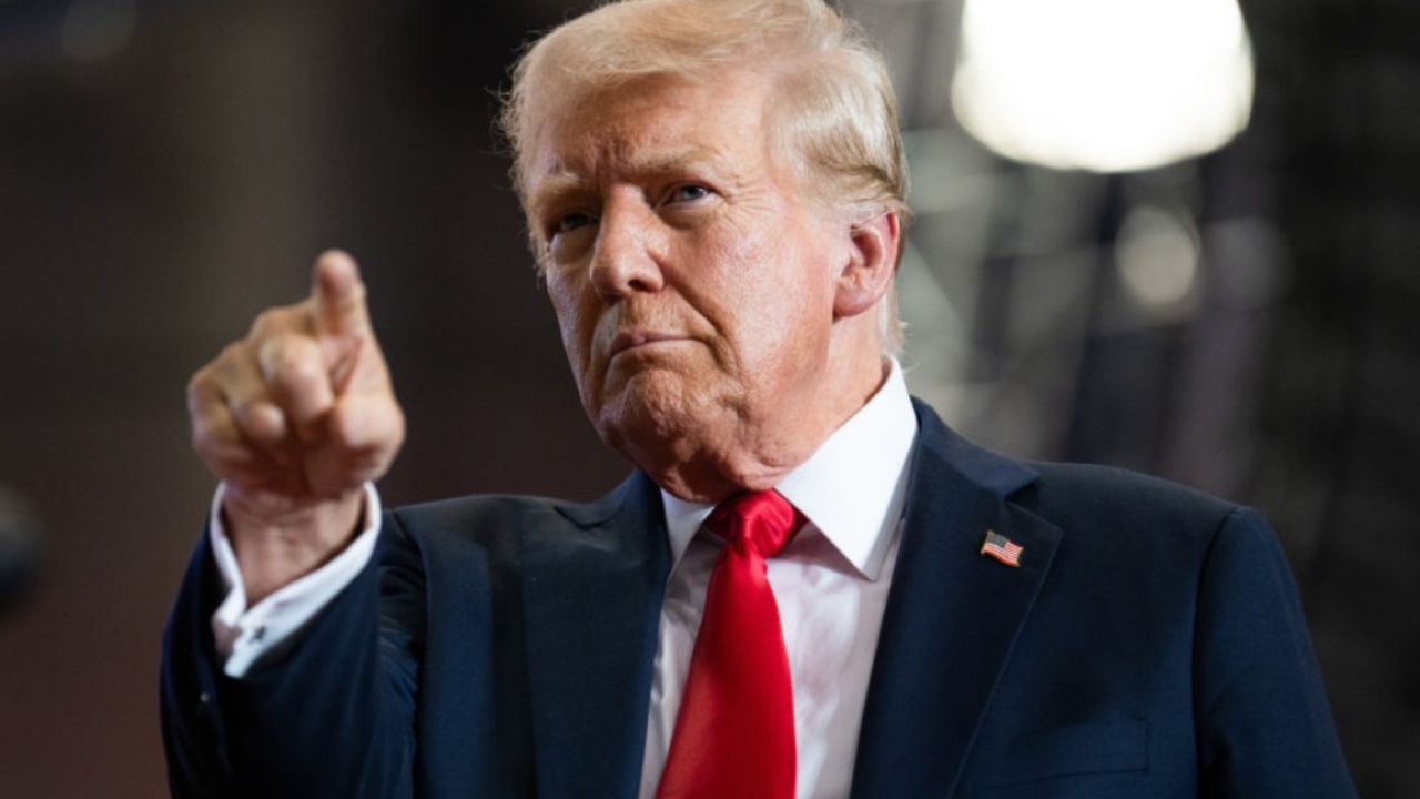 ইরানকে ট্রাম্পের চরম হুঁশিয়ারি: 'কাতারে ফের হামলা হলে গুঁড়িয়ে দেওয়া হবে গ্যাসক্ষেত্র'