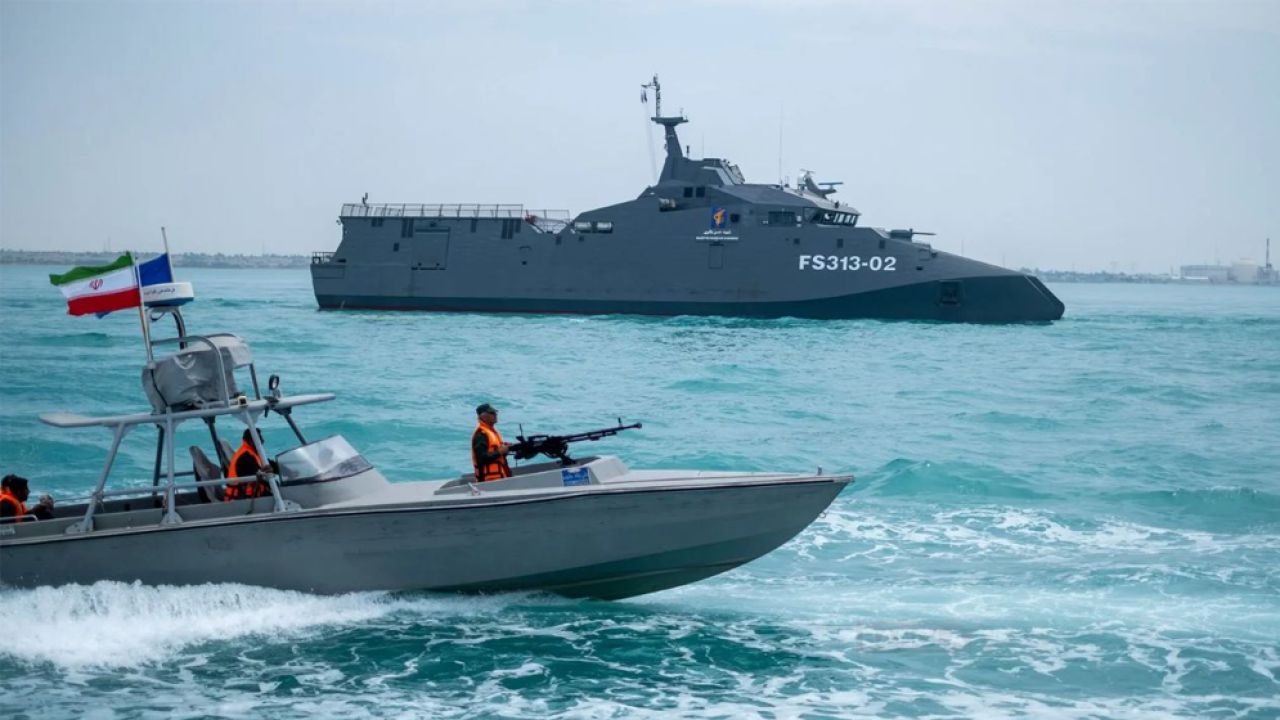 হরমুজ প্রণালীতে বাংলাদেশসহ ৬ দেশের জাহাজকে নিরাপত্তা দেবে ইরান