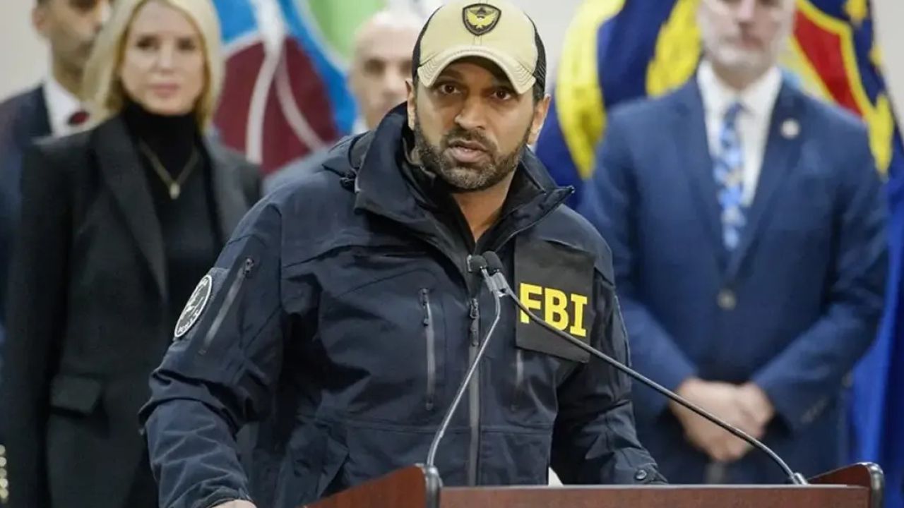 এফবিআই প্রধানের ব্যক্তিগত ইমেইল হ্যাক: নেপথ্যে ইরানি হ্যাকাররা