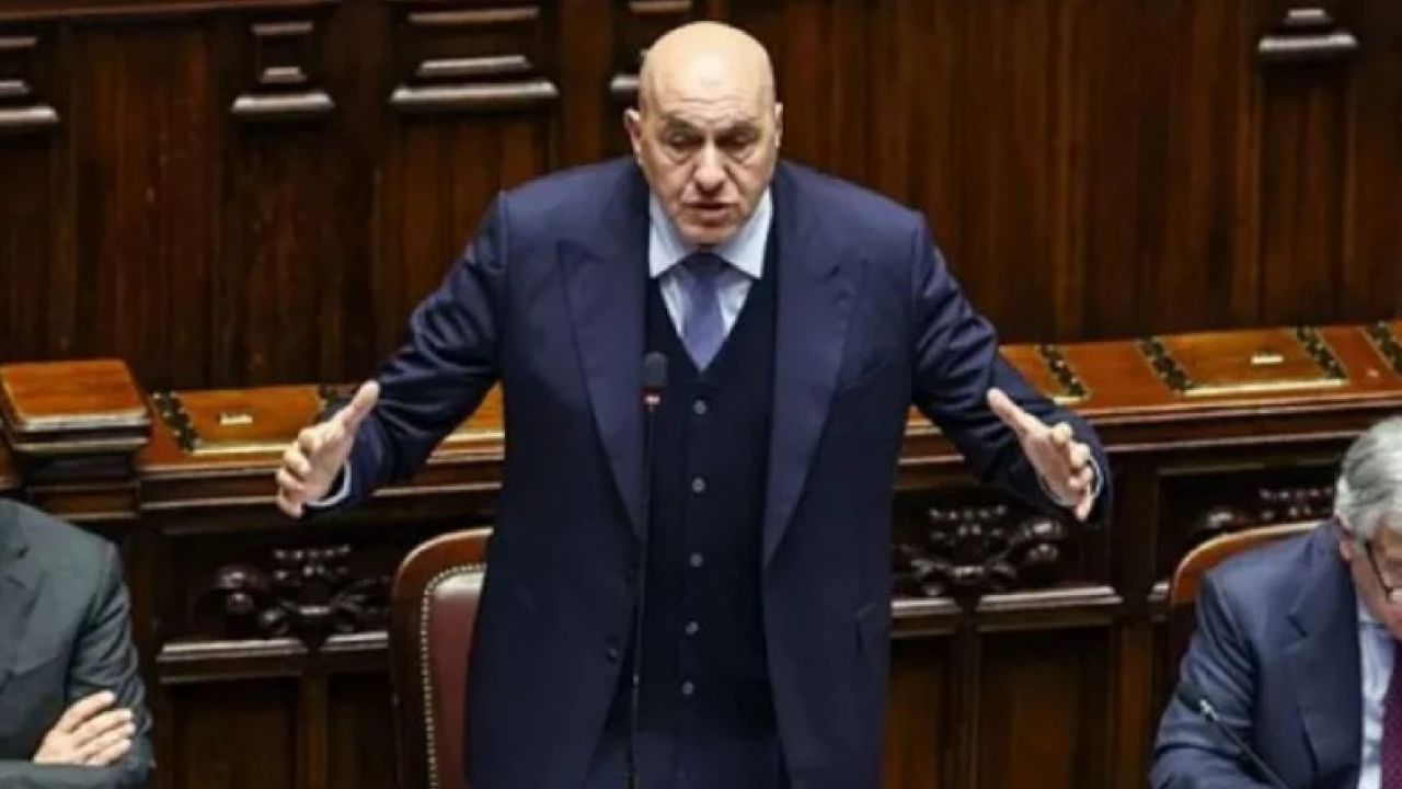 ইরান যুদ্ধের ভয়াবহ গোপন তথ্যে ঘুম হারাম ইতালির প্রতিরক্ষামন্ত্রীর