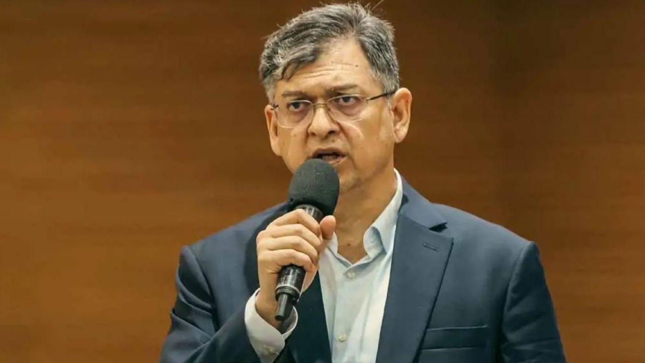 অন্তর্বর্তী সরকারের সময় হাম প্রতিরোধে মনোযোগ দেওয়া হয়নি: স্বরাষ্ট্রমন্ত্রী