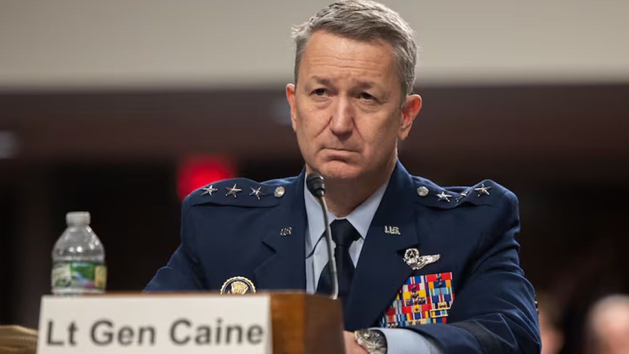 যুদ্ধবিরতি কেবল সাময়িক বিরতি, প্রয়োজনে যুদ্ধের হুঁশিয়ারি জেনারেল ড্যান কেইনের