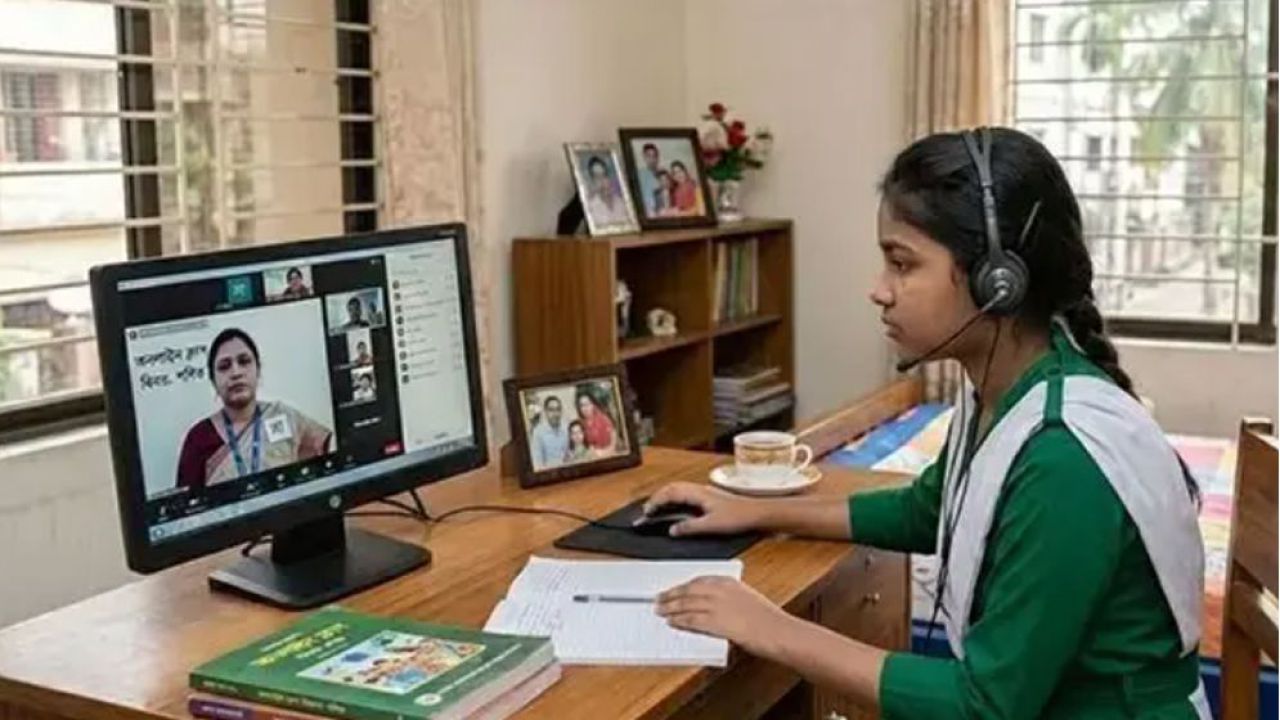 জ্বালানি সংকট মোকাবিলায় রাজধানীতে পরীক্ষামূলকভাবে অনলাইন ক্লাস শুরু