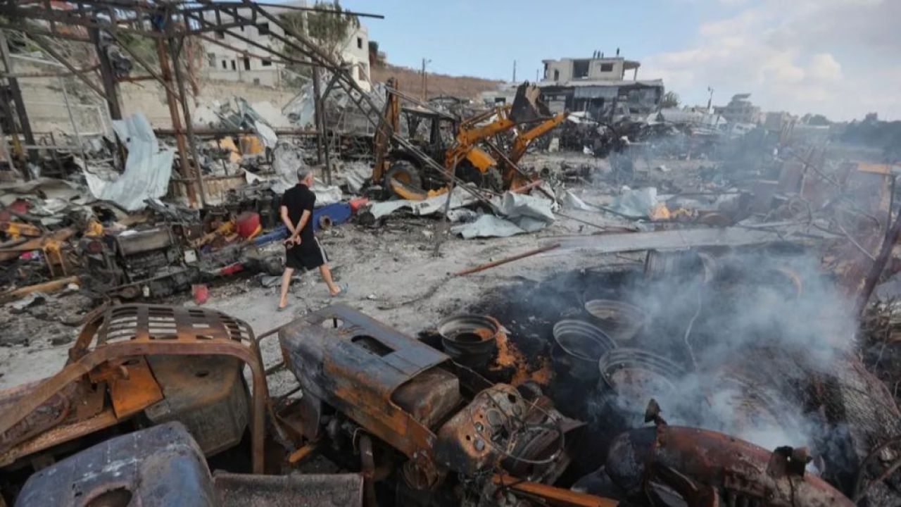 লেবাননের কানায় ইসরাইলি বিমান হামলায় অন্তত পাঁচজনের মৃত্যু