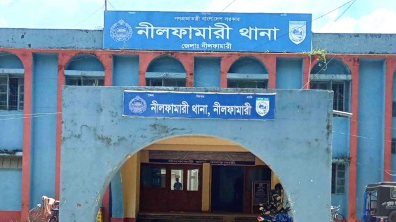 নীলফামারীতে ট্রাকচাপায় দুই ভাই নিহত: ঘাতক চালক পলাতক