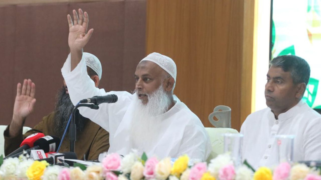 সরকারের বিরুদ্ধে ষড়যন্ত্র চলছে, সতর্ক থাকার আহ্বান ধর্মমন্ত্রীর