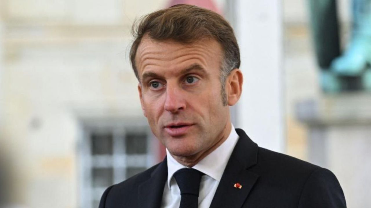 লেবাননে শান্তিরক্ষী নিহতের ঘটনায় হিজবুল্লাহকে দায়ী করলেন ফরাসি প্রেসিডেন্ট