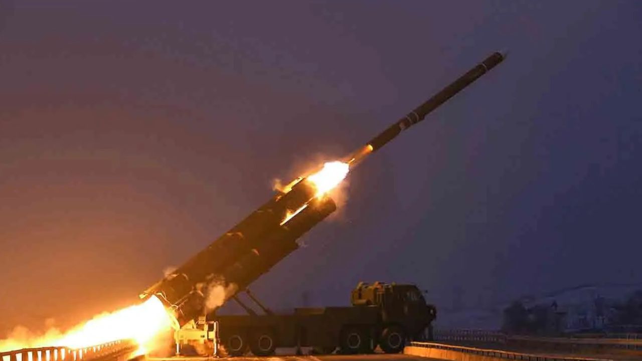 ইরান যুদ্ধের উত্তেজনার মধ্যেই উত্তর কোরিয়ার নতুন ব্যালিস্টিক ক্ষেপণাস্ত্র পরীক্ষা