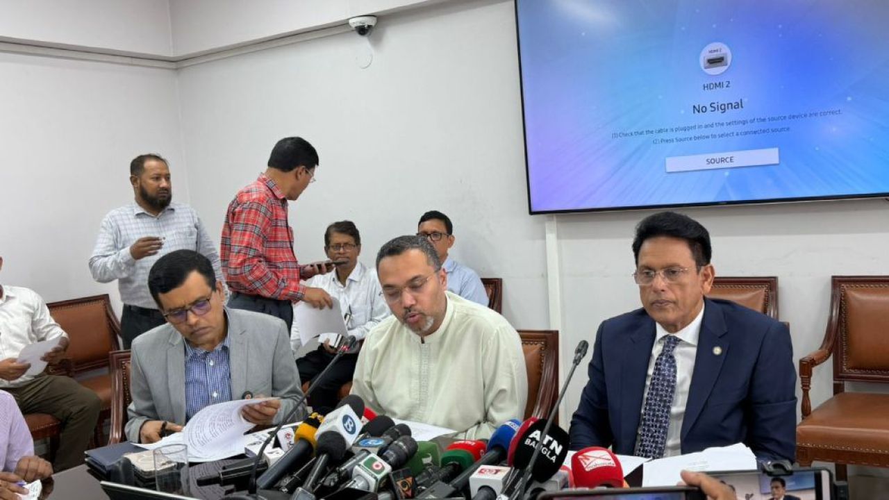 শিক্ষার্থীদের মন থেকে ‘পরীক্ষা ভীতি’ দূর করতে চায় সরকার: মাহদী আমিন