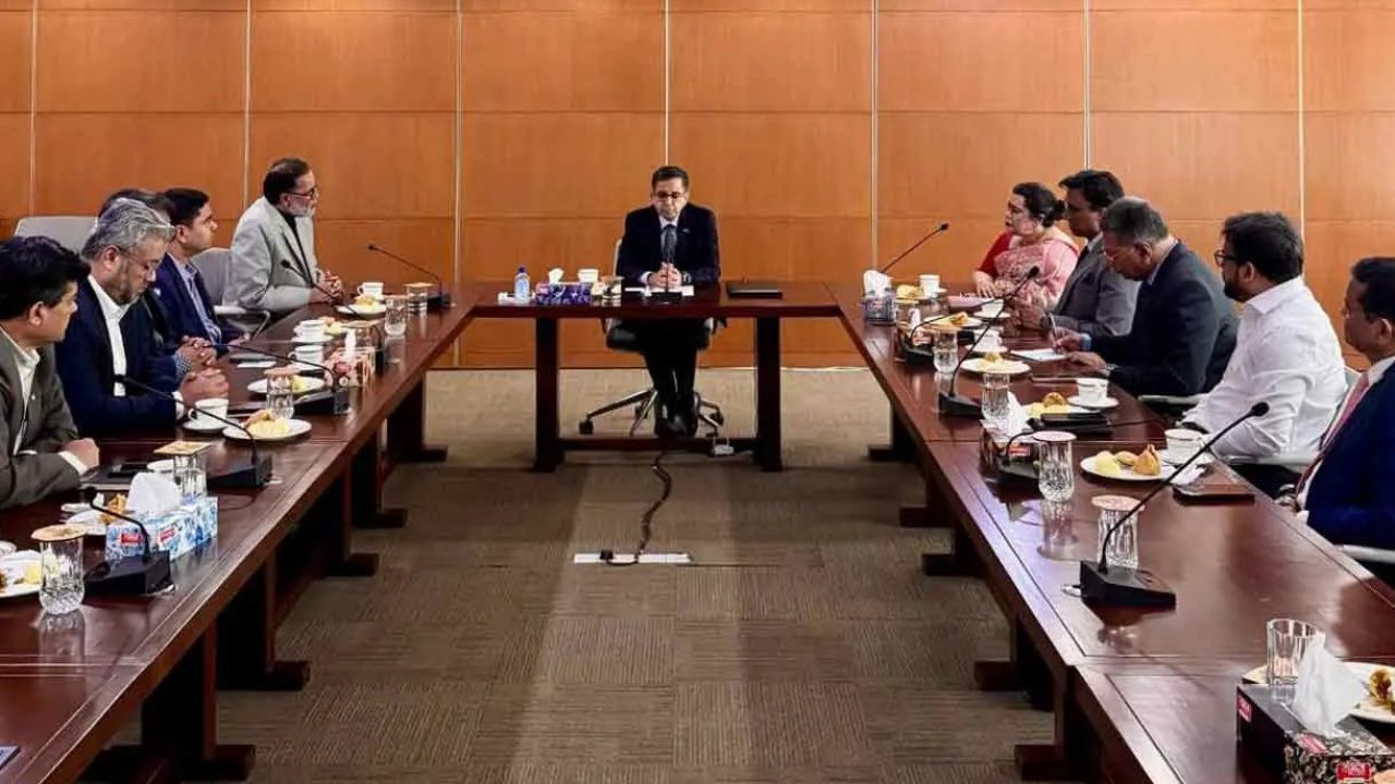 ভারত-বাংলাদেশ অর্থনৈতিক সম্পর্ক জোরদারে আইবিসিসিআই ও ভারতীয় হাইকমিশনারের মতবিনিময়