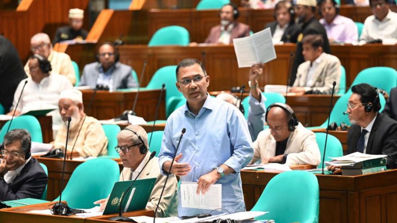 জ্বালানি সংকট মোকাবিলায় সরকারি-বিরোধী দলের যৌথ কমিটি গঠনের প্রস্তাব প্রধানমন্ত্রীর