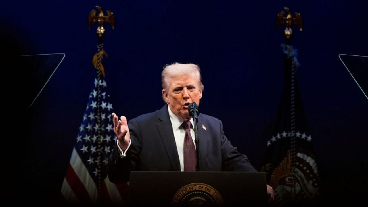 হরমুজ প্রণালিতে মাইন বসানো জাহাজ দেখলেই গুলি ও ধ্বংসের নির্দেশ ট্রাম্পের