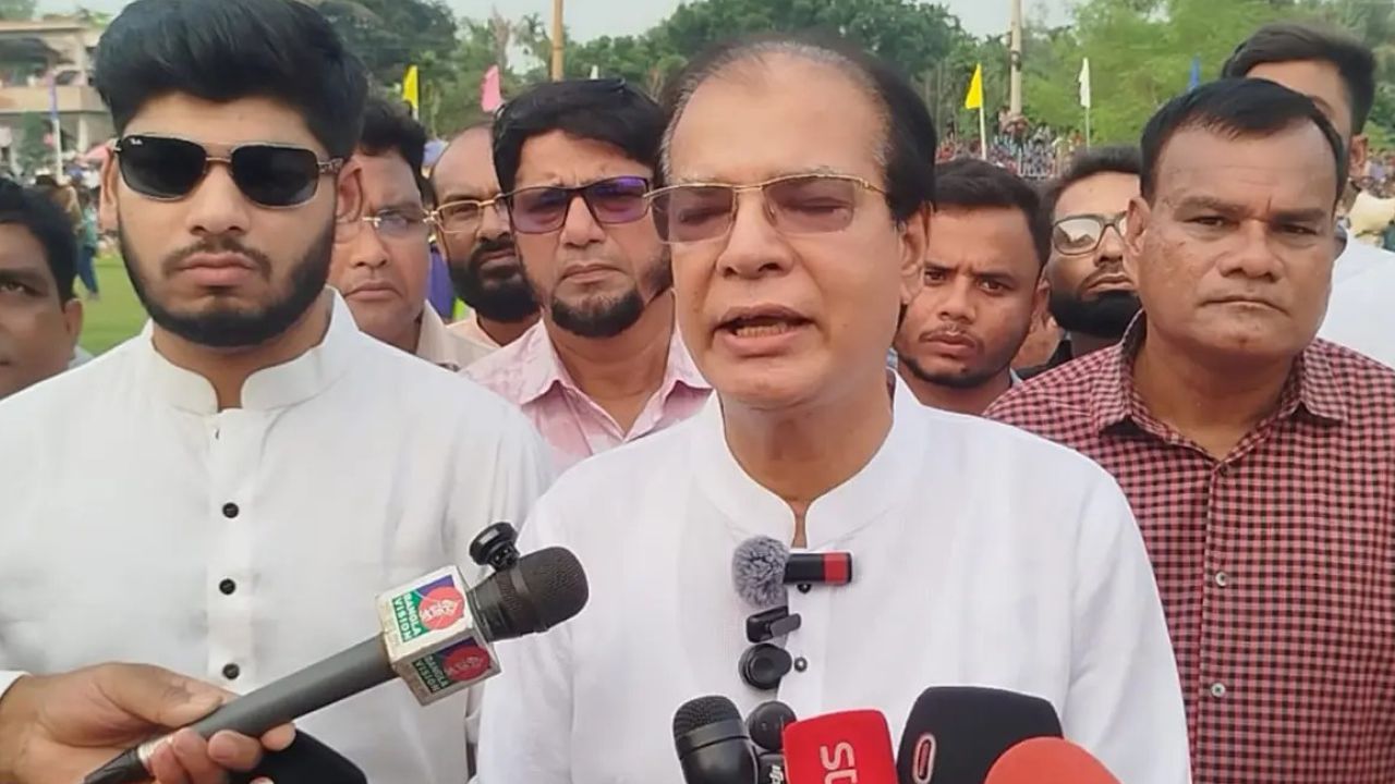 খেলাধুলা ও সংস্কৃতিকে সম্মানজনক পেশা হিসেবে গড়ার ঘোষণা ত্রাণমন্ত্রীর