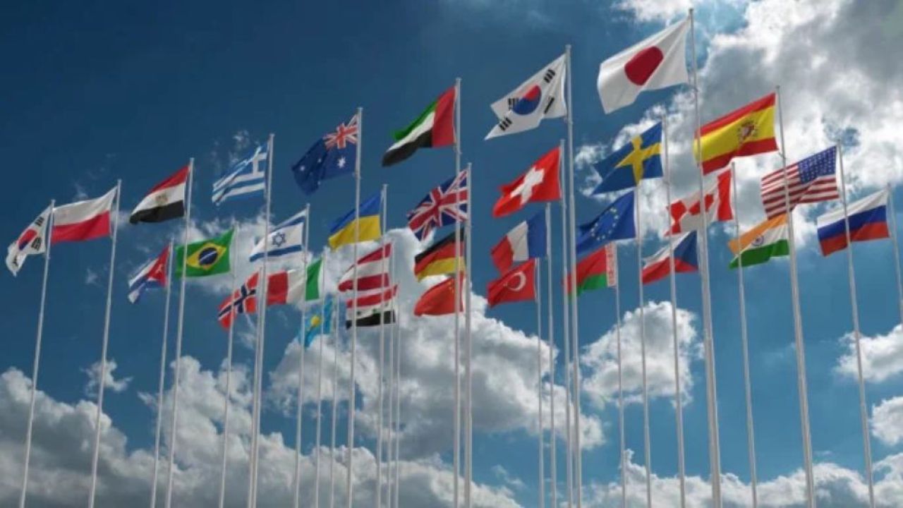 শীর্ষ ধনীর তালিকায় যুক্তরাষ্ট্রের পরই চীনের অবস্থান