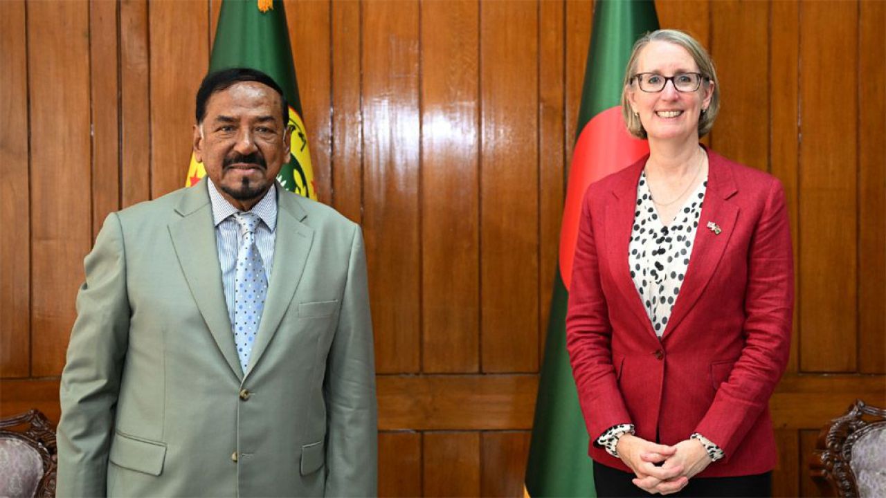 বাংলাদেশের গণতান্ত্রিক অগ্রযাত্রায় পাশে থাকার অঙ্গীকার যুক্তরাজ্যের