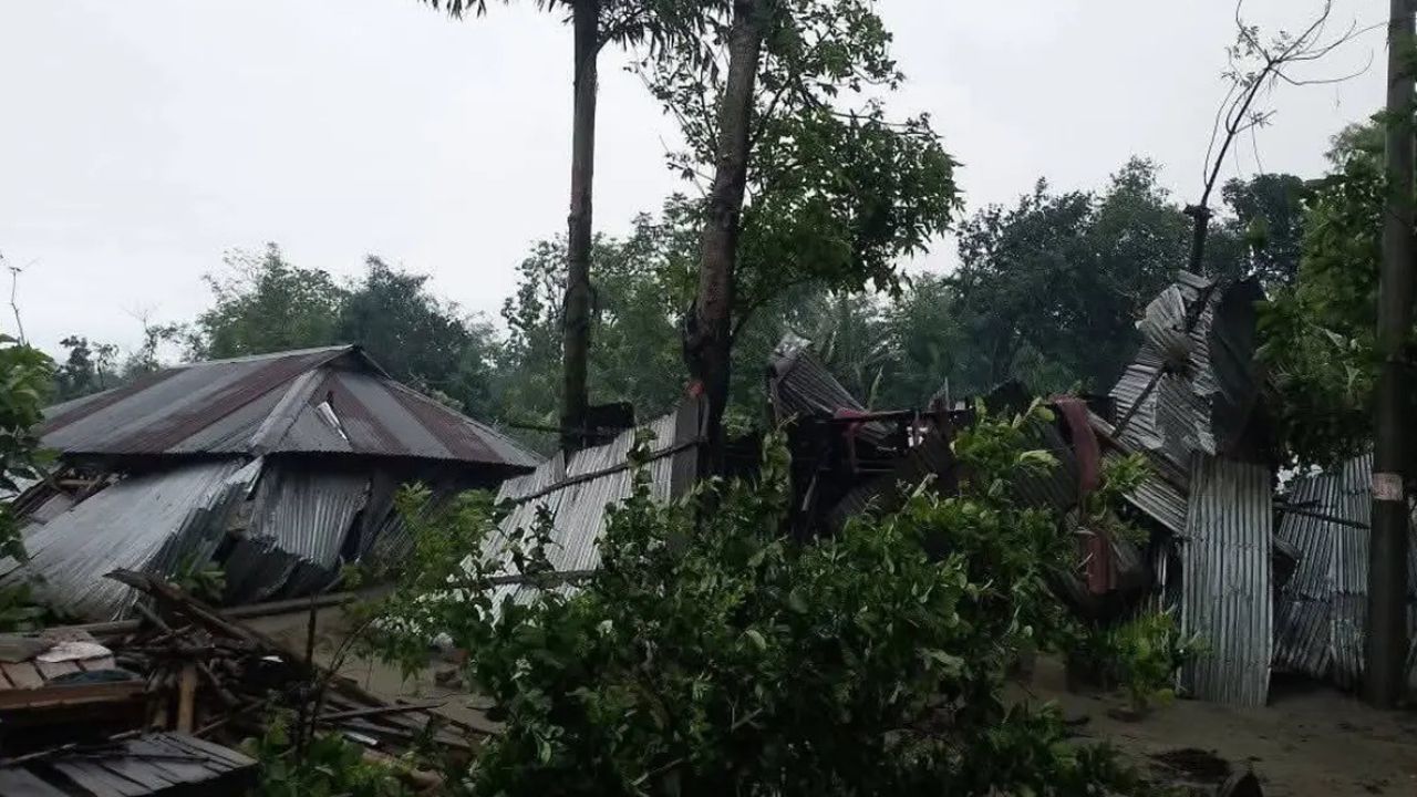 কুড়িগ্রামে কালবৈশাখির তাণ্ডবে ঘরবাড়ি ও ফসলের ব্যাপক ক্ষতি