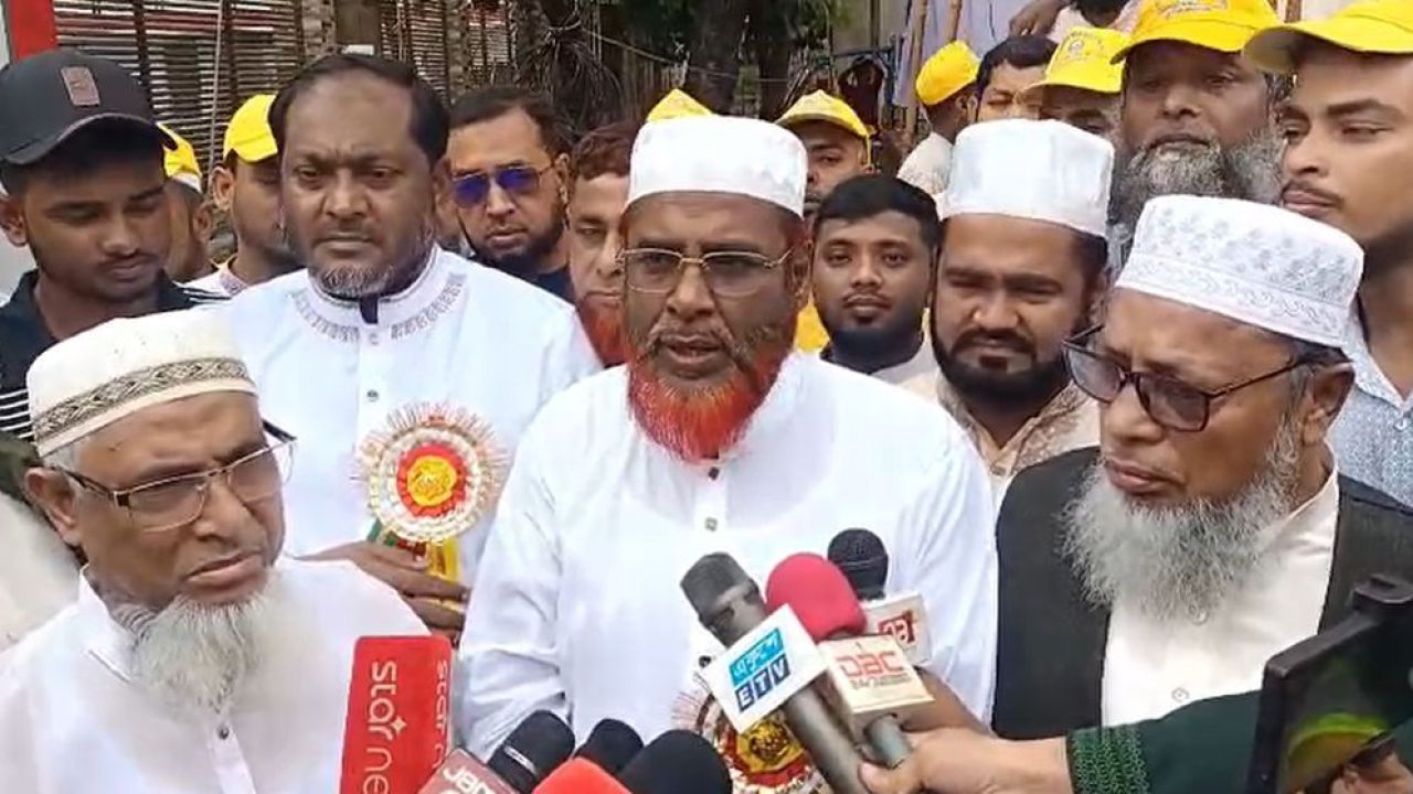 পুরোনো বিতর্ক জিইয়ে রাখা স্বাধীনতার চেতনা নয়