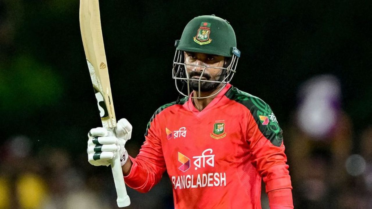 সাকিব ও রিয়াদের রেকর্ড ভাঙার দ্বারপ্রান্তে লিটন