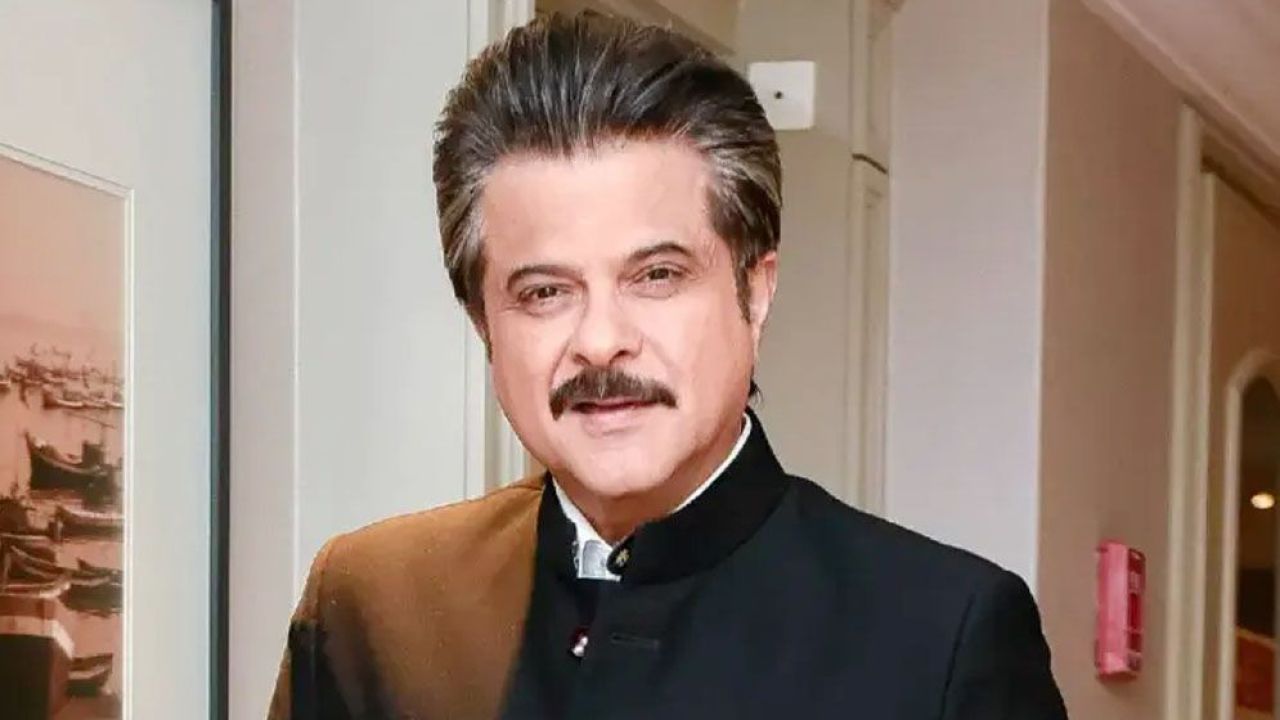 বাবার চোখের জল মুছে সফল অভিনেতা হওয়ার নেপথ্যে অনিল কাপুর