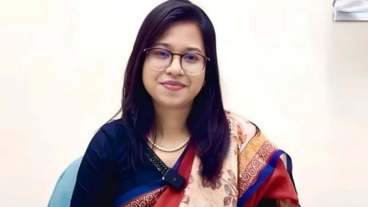 মনিরা শারমিনের প্রার্থিতা নিয়ে রিট শুনানি আজ হাইকোর্টে