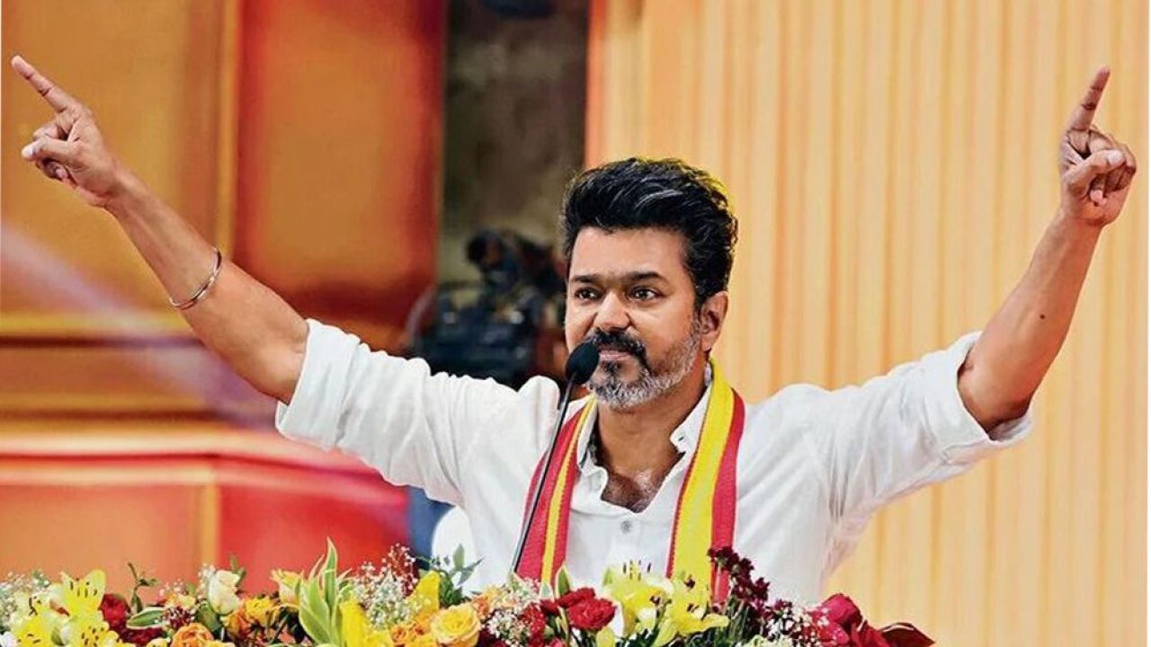 তামিলনাড়ুতে থালাপতি বিজয়ের চমক, পশ্চিমবঙ্গে এগিয়ে বিজেপি
