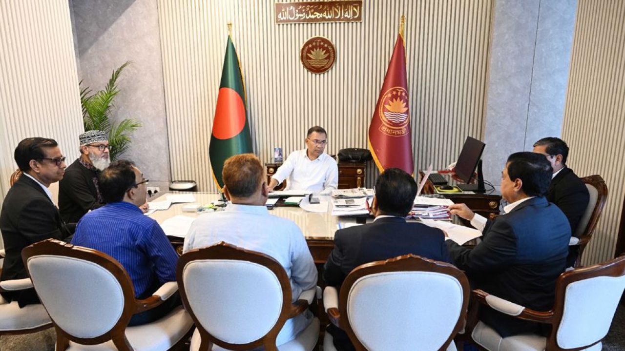 পিরোজপুরের সড়ক দ্রুত মেরামতের নির্দেশ প্রধানমন্ত্রীর