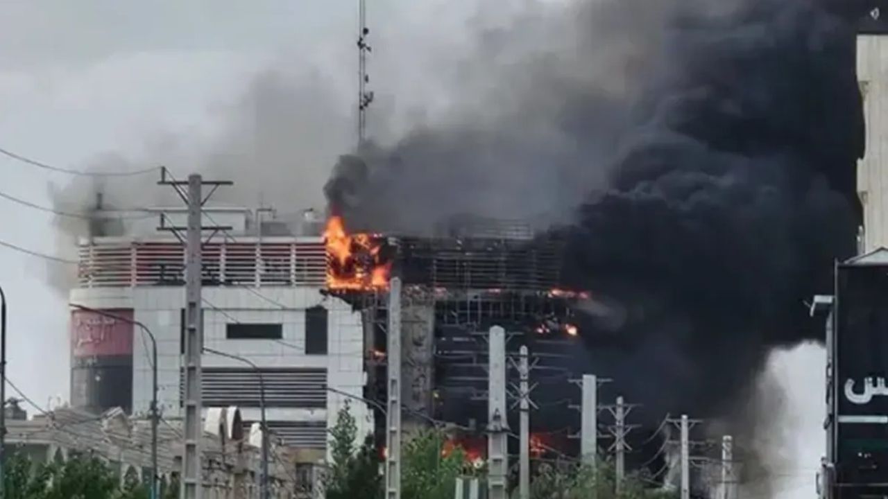 তেহরানের শপিং কমপ্লেক্সে ভয়াবহ অগ্নিকাণ্ডে নিহত ৮