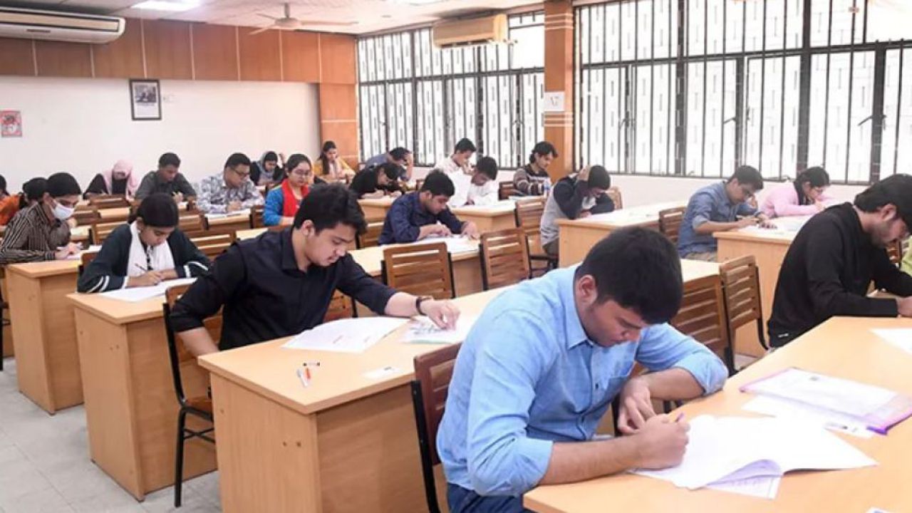 নিয়োগ পরীক্ষায় প্রক্সি দিয়ে তিন পরীক্ষার্থী গ্রেফতার
