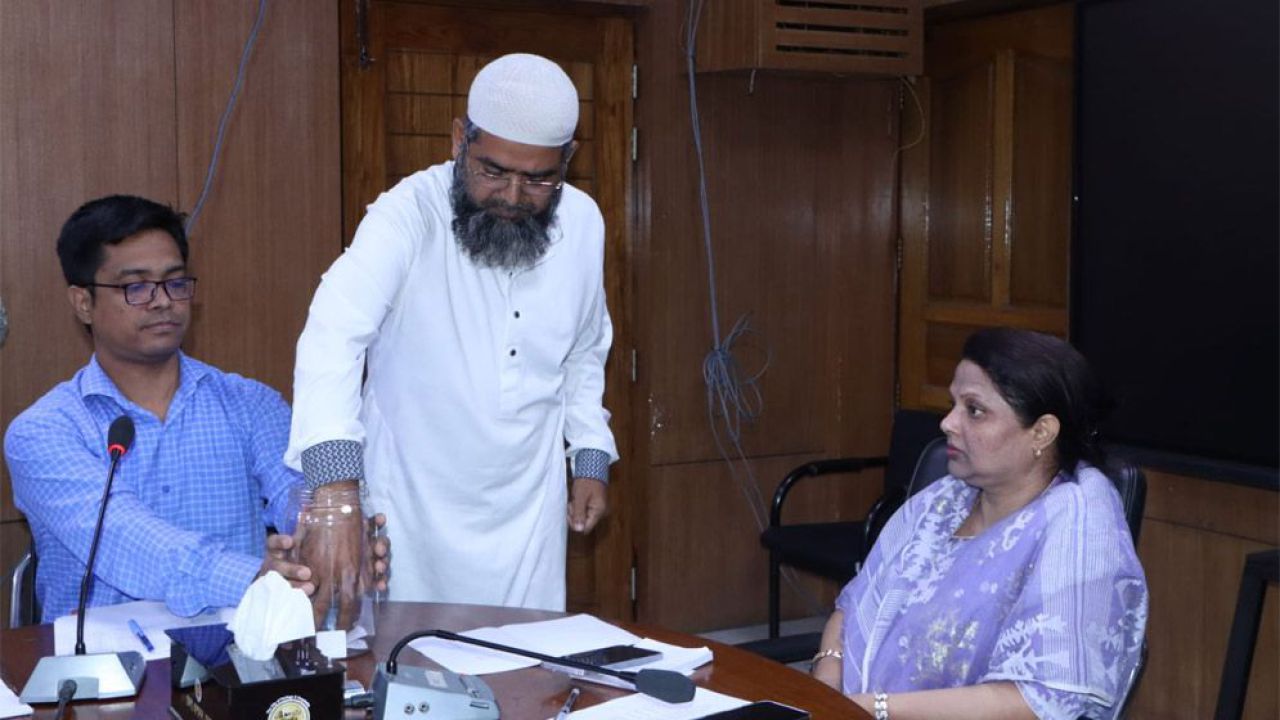 লটারিতে ১২ কানুনগোর পদায়ন ও ডিসি ফরিদার নির্দেশনা
