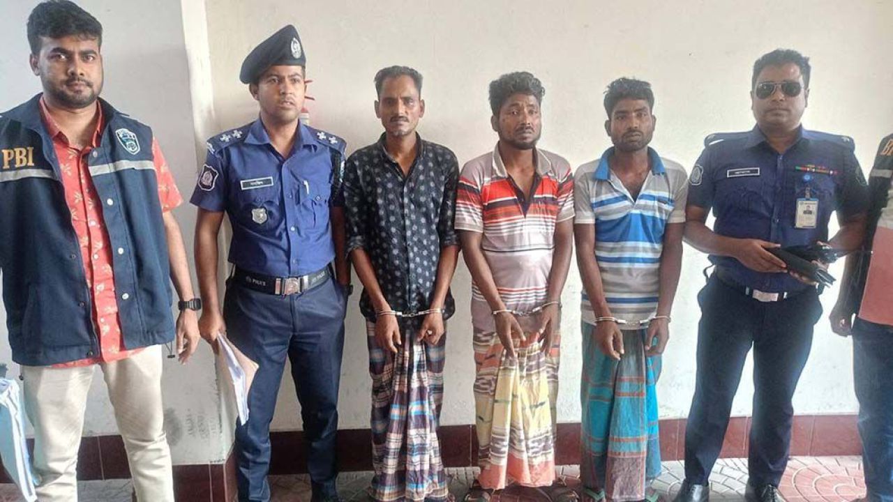মুদি দোকানি কুলসুম হত্যার রহস্য উন্মোচন ও গ্রেফতার ৩