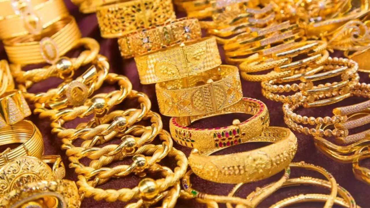 দেশে স্বর্ণের দাম বেড়ে সর্বোচ্চ শিখরে