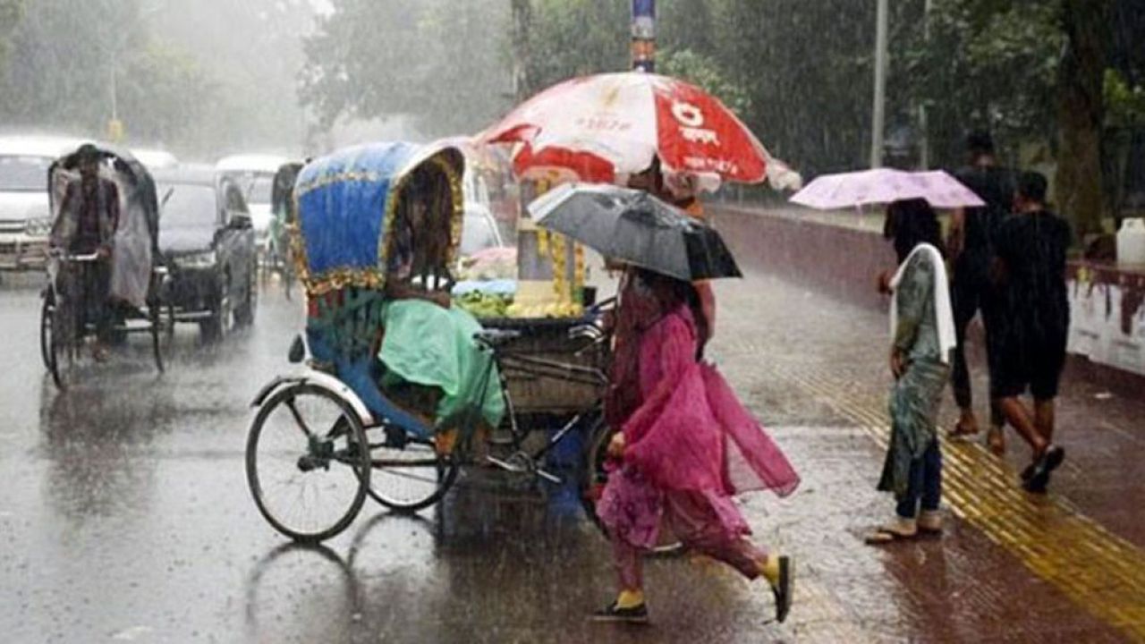 দেশের ১০ জেলায় দুপুরের মধ্যে ঝড়বৃষ্টির শঙ্কা