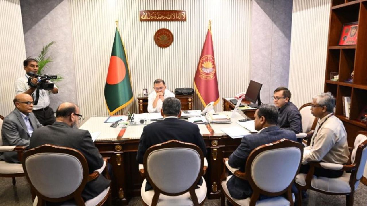 লবণচাষিদের জীবনমান উন্নয়নে প্রধানমন্ত্রীর গুরুত্বপূর্ণ বৈঠক
