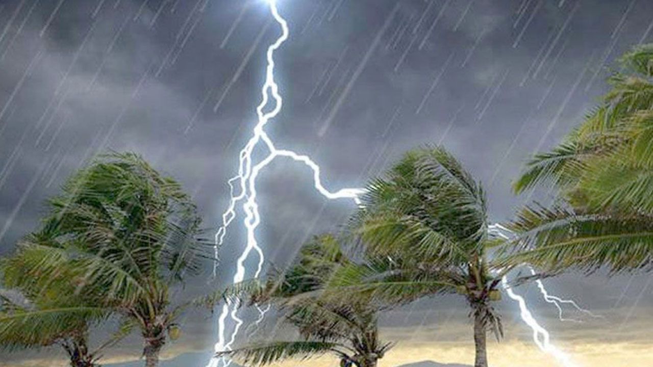 দেশের আট অঞ্চলে ৬০ কিমি বেগে বজ্রবৃষ্টির আভাস