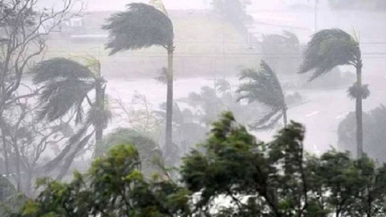 দুপুরের মধ্যে চার জেলায় ঝড়ের আভাস ও সতর্কতা
