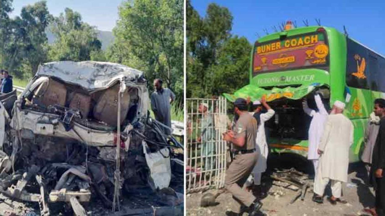 পাকিস্তানে দাঁড়িয়ে থাকা বাসে ভ্যানের ধাক্কা, নিহত ১১