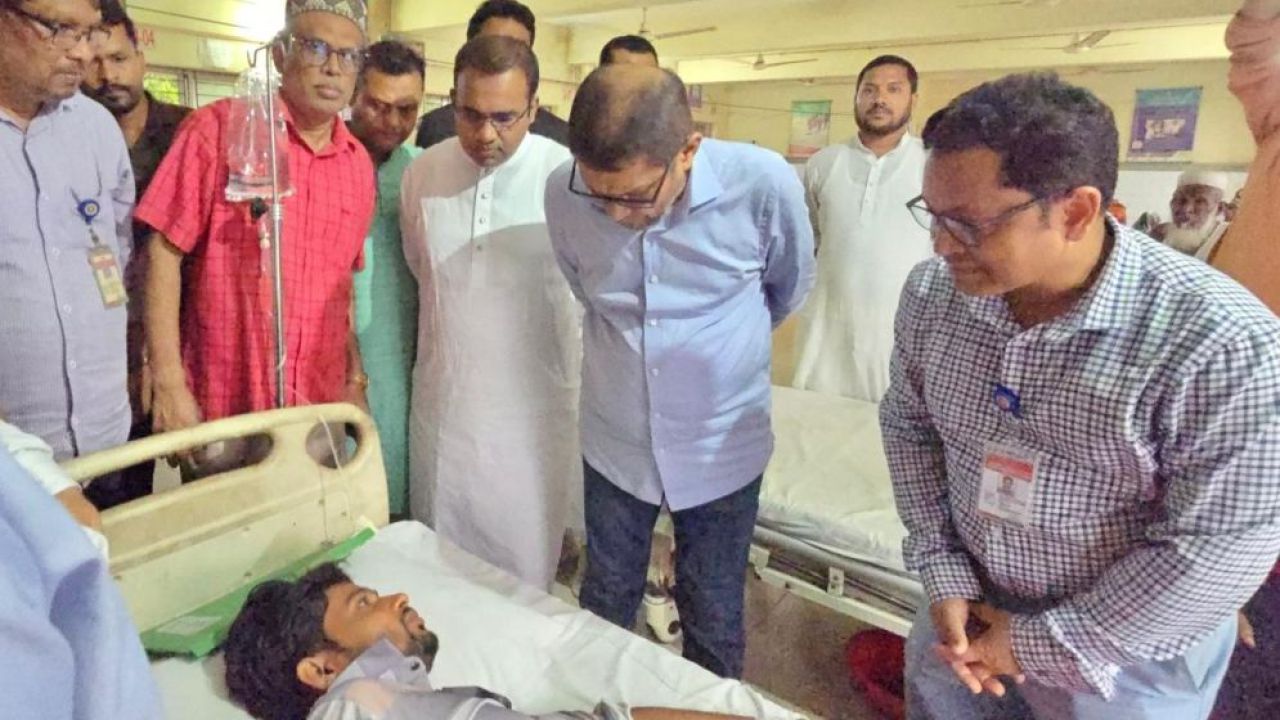 উপজেলা হাসপাতাল আধুনিকায়ন ও ট্রমা সেন্টার চালুর দাবি ড. খন্দকার মারুফের