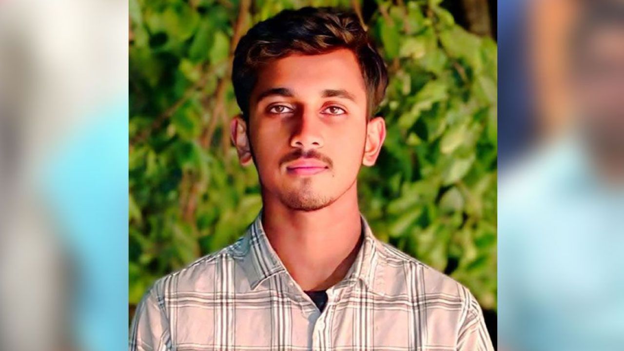 সিংড়ায় বৈদ্যুতিক তার সরাতে গিয়ে বাবার সামনে কলেজছাত্রের মৃত্যু
