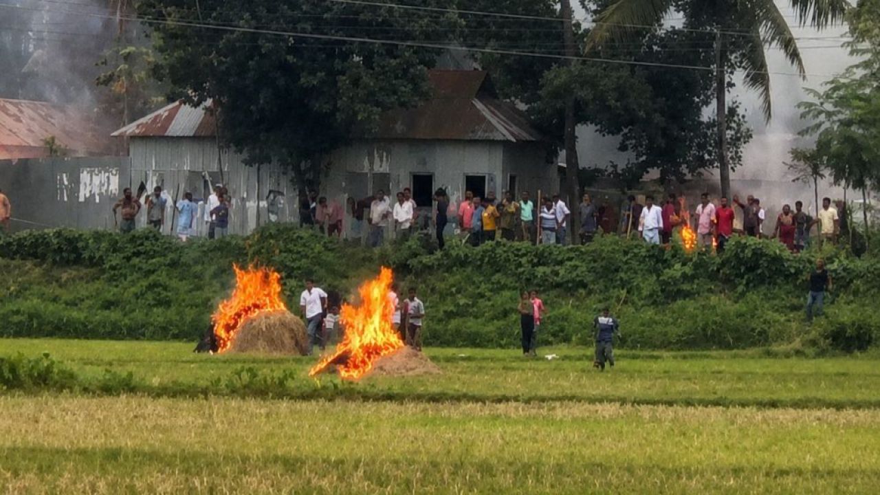 দোকানে বাকি খাওয়া নিয়ে দুই গ্রামের সংঘর্ষে নিহত ১