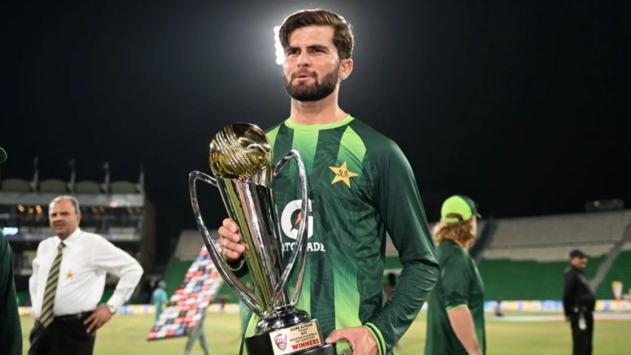 অস্ট্রেলিয়াকে হারিয়ে পাকিস্তানের ঐতিহাসিক সিরিজ জয়