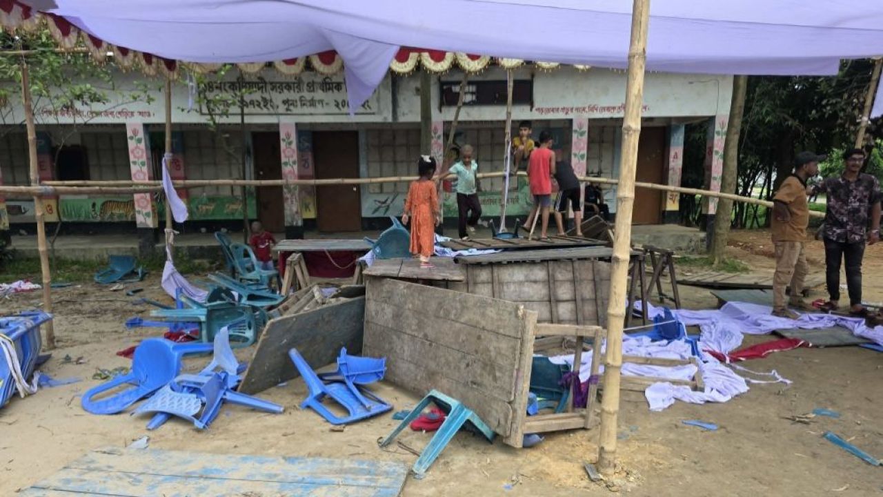 রূপগঞ্জে এনসিপির ফল উৎসব মঞ্চে ছাত্রদলের হামলা, আহত ১০