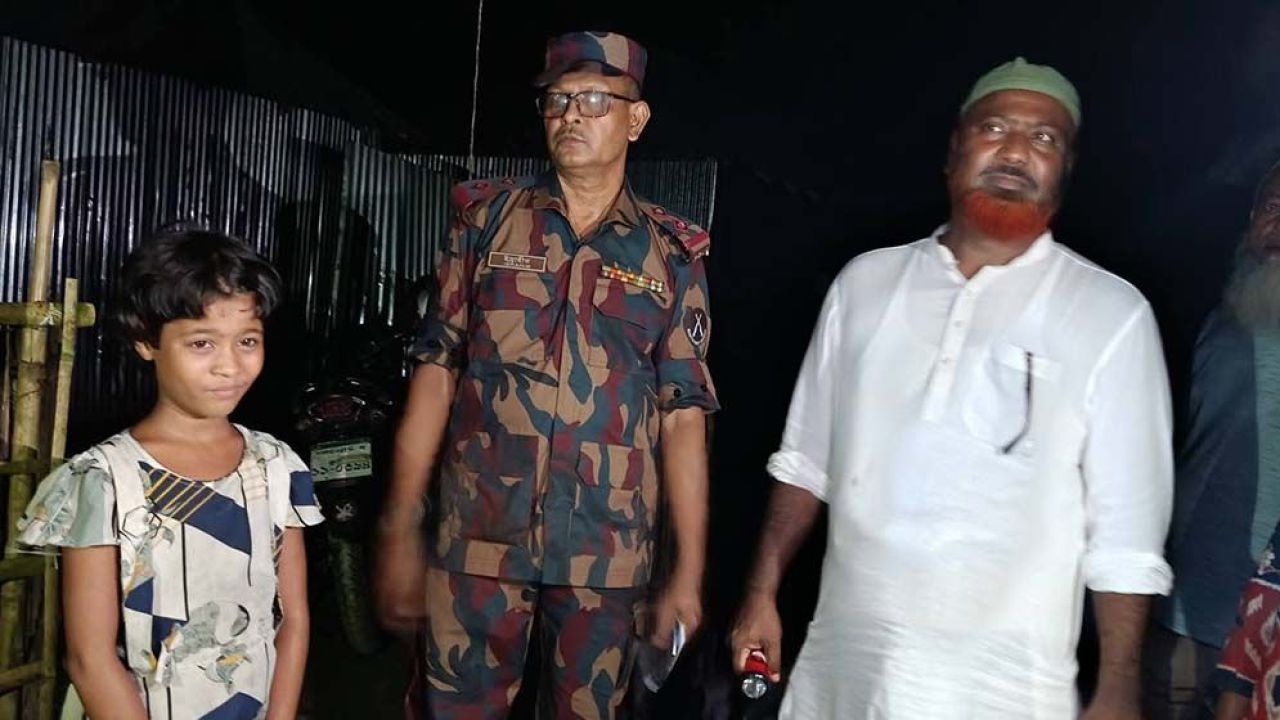 সীমান্তে দিনভর নাটকীয়তা শেষে শিশুকে ফেরত নিল বিজিবি