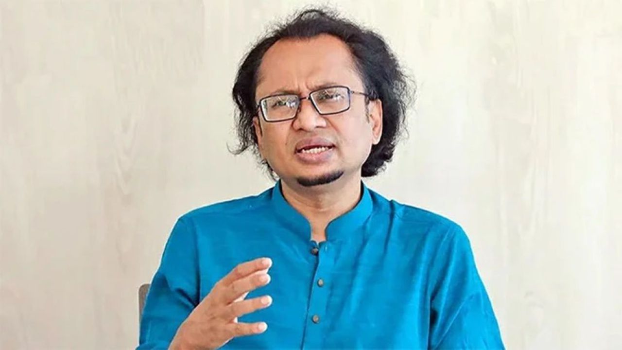 দিল্লির বিমানবন্দরে আটকে দেওয়া হলো প্রধানমন্ত্রীর তথ্য উপদেষ্টাকে
