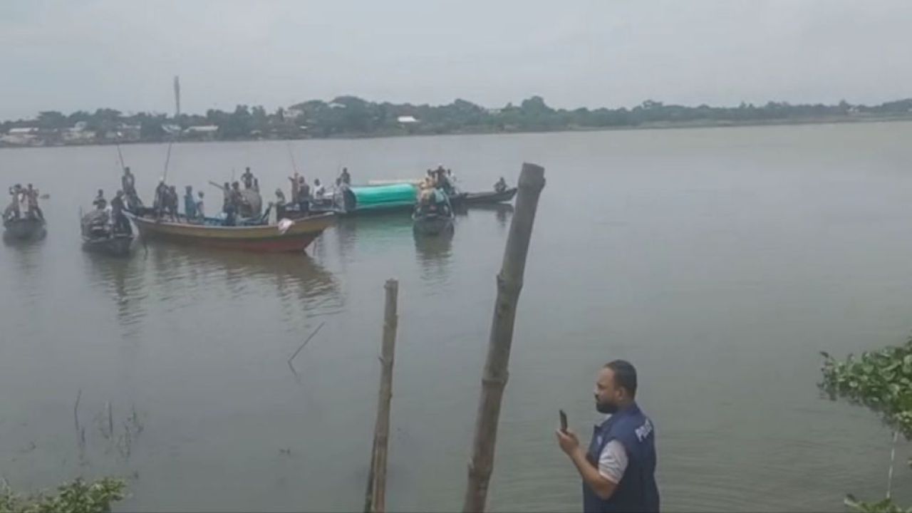 চর দখল নিয়ে দুই উপজেলার সংঘর্ষে আহত ৪০