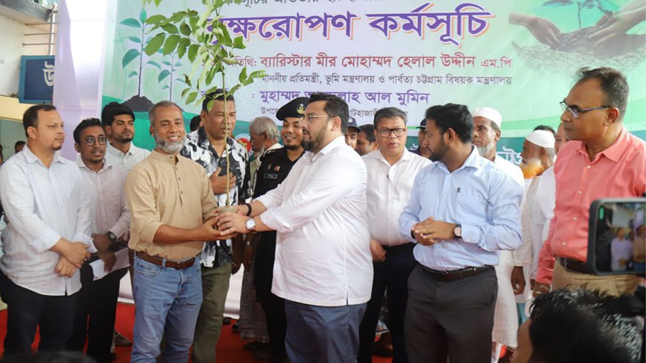 বর্তমান সরকার প্রতিশ্রুতি বাস্তবায়ন করে দেশের মানুষকে দেখিয়ে দিচ্ছে: প্রতিমন্ত্রী মীর হেলাল