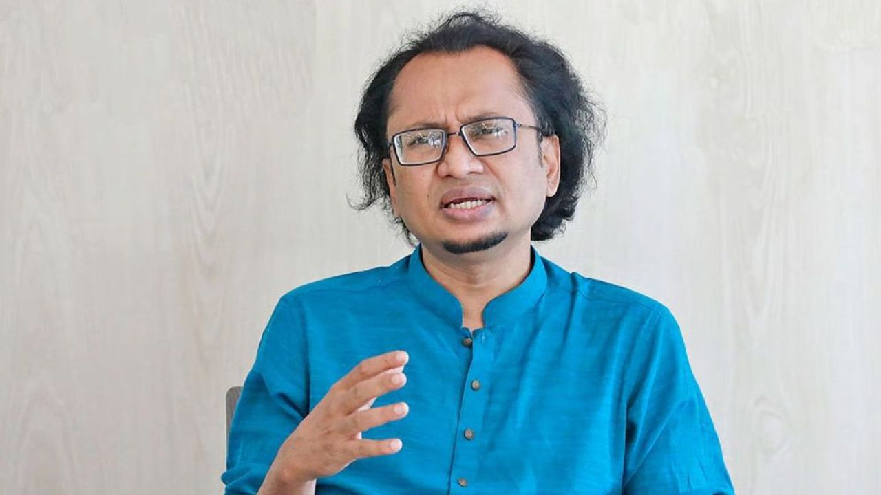 ডিসি সারওয়ারের বদলির সাথে মাজার ইস্যুর কোনো সম্পর্ক নেই: প্রধানমন্ত্রীর উপদেষ্টা