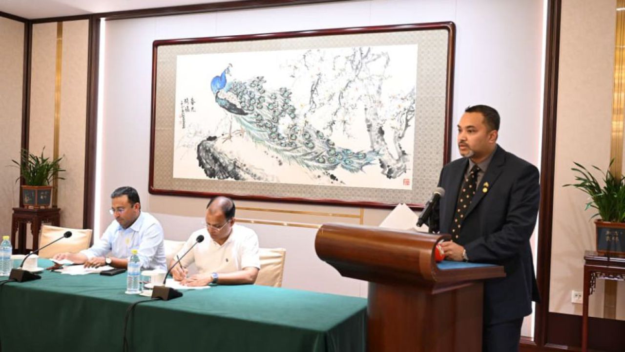 ১৩ সমঝোতা স্মারক সই, সম্পর্ক নতুন উচ্চতায় নিতে চায় চীন